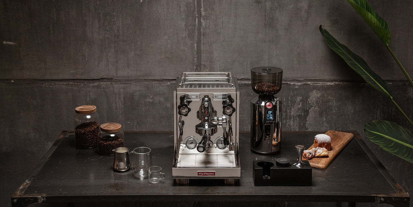 Máquina de café expreso de doble caldera La Pavoni Botticelli