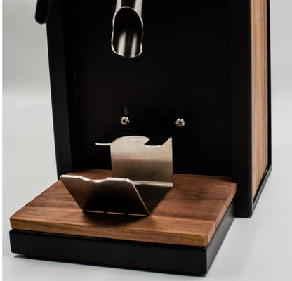Bentwood Vertical 63 Coffee Grinder